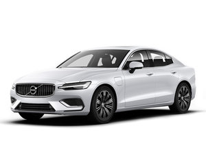 2021款沃尔沃S60混动 T8 E驱混动 四驱智逸豪华版